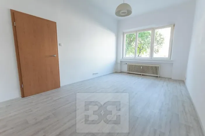 Pronájem bytu 2+kk, Praha - Vršovice, Rybalkova, 47 m2