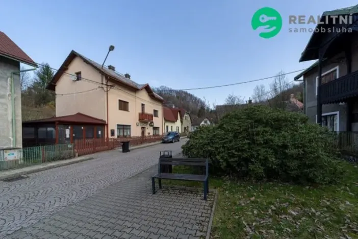 Prodej ubytování, Brandýs nad Orlicí, Husova, 340 m2