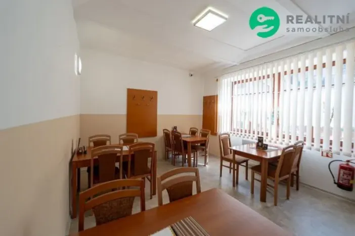 Prodej ubytování, Brandýs nad Orlicí, Husova, 340 m2