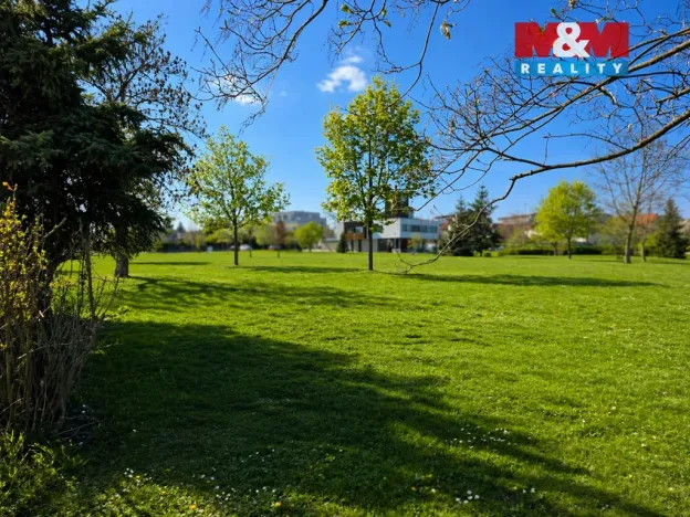 Prodej pozemku pro bydlení, Praha, U školy, 876 m2