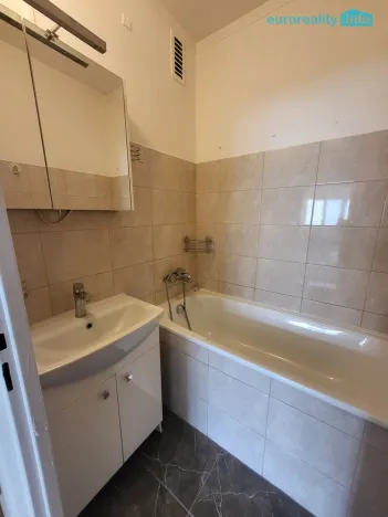 Pronájem bytu 3+1, Beroun - Beroun-Město, Švermova, 67 m2