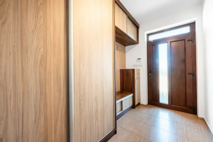 Prodej rodinného domu, Vyšehněvice, 167 m2