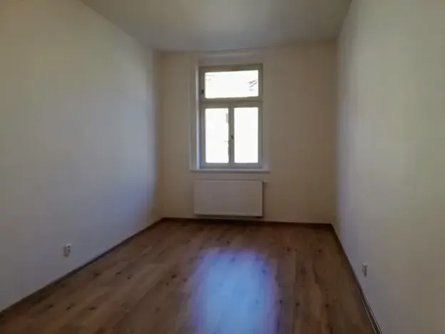 Pronájem bytu 2+kk, Praha - Vršovice, Finská, 42 m2