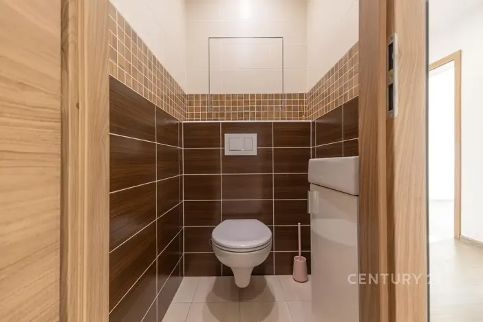 Pronájem bytu 3+kk, Praha - Záběhlice, Dunická, 66 m2