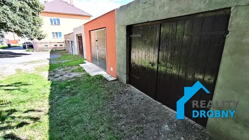 Prodej garáže, Hostomice, 30 m2