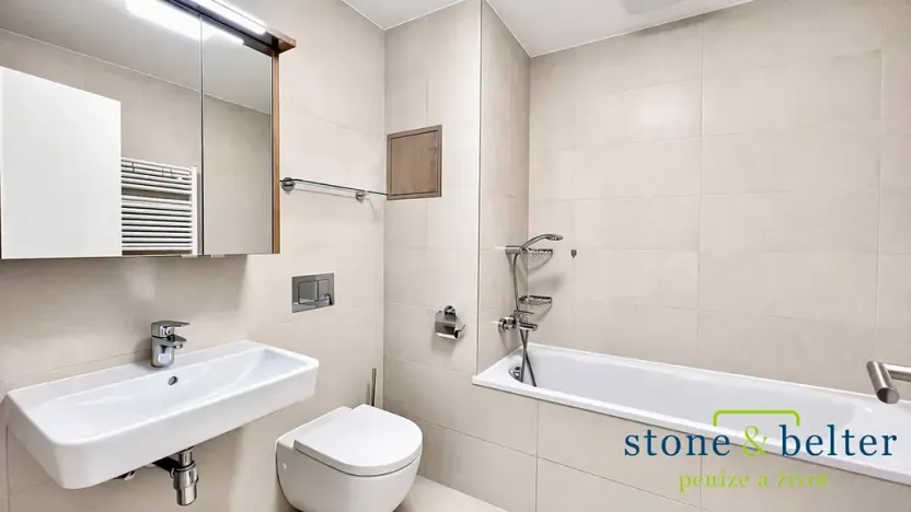 Pronájem bytu 1+kk, Praha - Strašnice, Zvěřinova, 38 m2