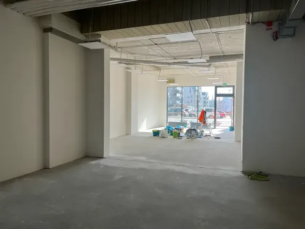 Pronájem obchodního prostoru, Praha - Hloubětín, Waltariho, 114 m2