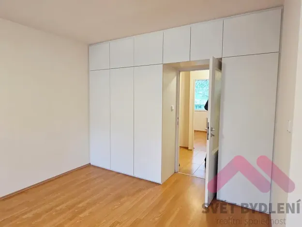 Pronájem bytu 3+1, Praha - Krč, Milevská, 63 m2