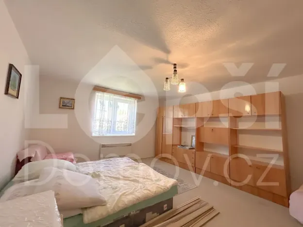 Prodej rodinného domu, Vlčice, 185 m2