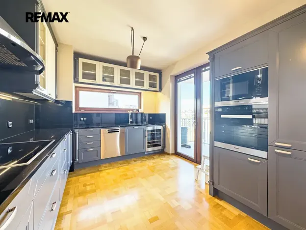 Prodej bytu 3+kk, Praha - Hrdlořezy, Učňovská, 86 m2