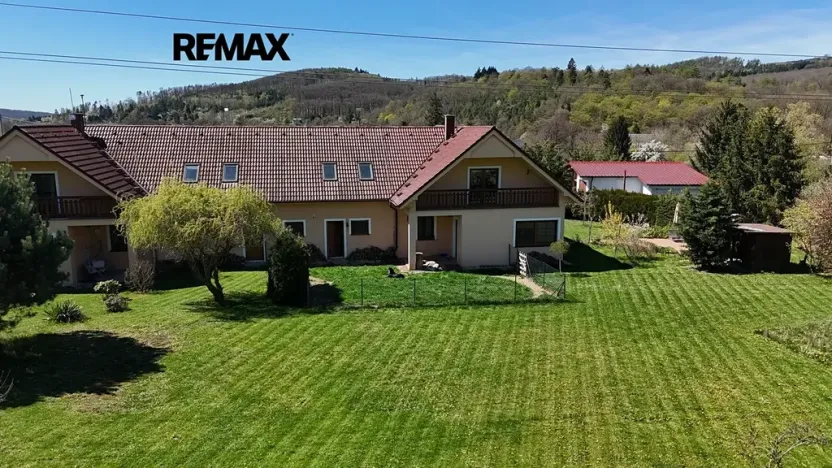 Prodej vícegeneračního domu, Předenice, 399 m2