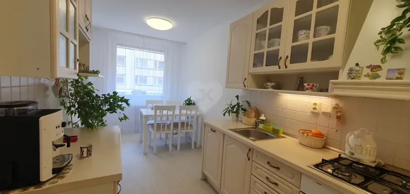 Pronájem bytu 3+1, Praha - Žižkov, Na rovnosti, 75 m2