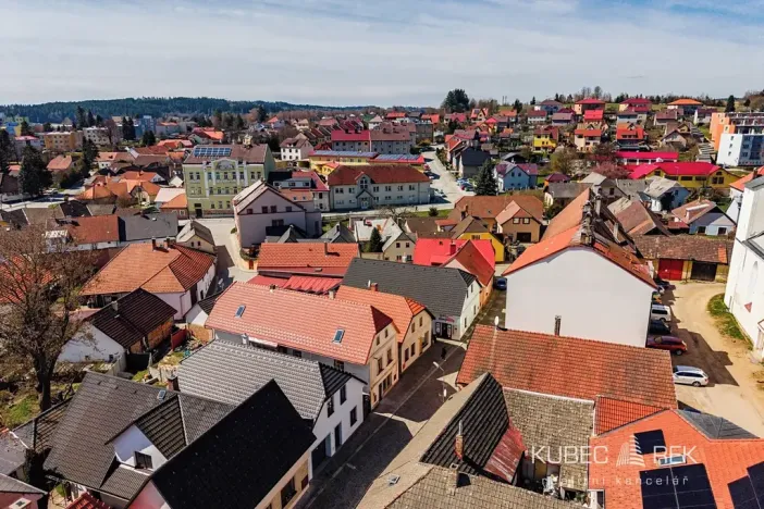 Prodej rodinného domu, Kamenice nad Lipou, Dobšova, 270 m2