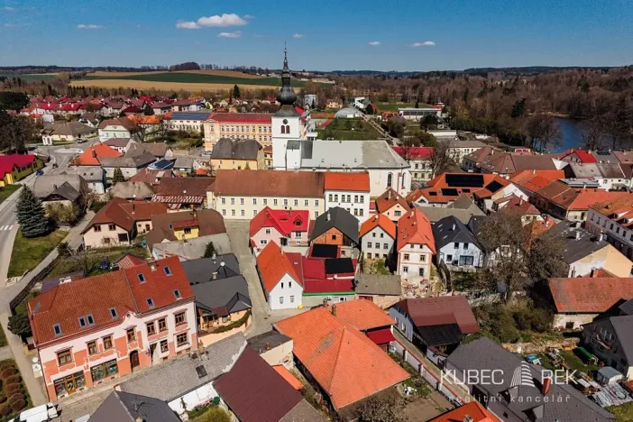 Prodej rodinného domu, Kamenice nad Lipou, Dobšova, 270 m2
