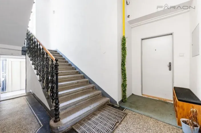 Pronájem bytu 3+1, Praha - Vinohrady, Bělehradská, 65 m2