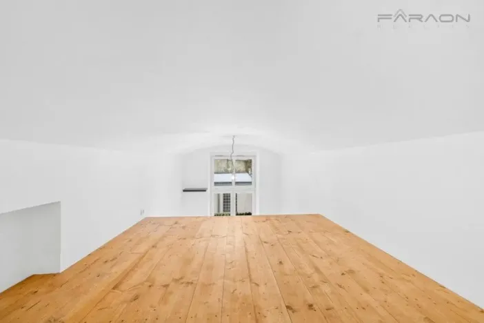 Pronájem bytu 3+1, Praha - Vinohrady, Bělehradská, 65 m2