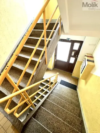 Pronájem bytu 2+1, Teplice, Americká, 56 m2