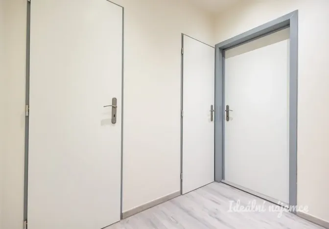 Pronájem bytu 1+kk, Praha - Chodov, Benkova, 29 m2