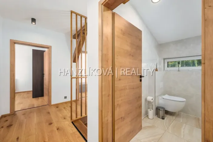 Pronájem rodinného domu, Horní Planá - Pernek, 156 m2