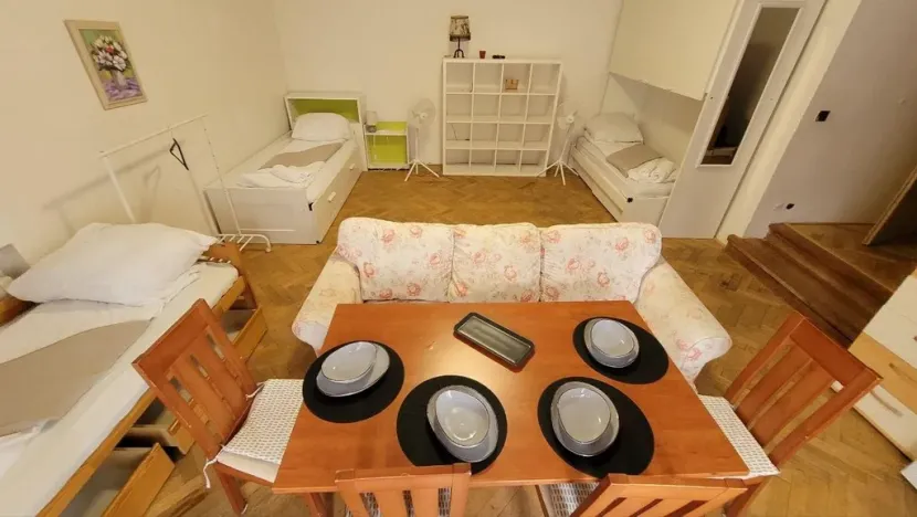 Pronájem pokoje, Praha - Hlubočepy, 15 m2