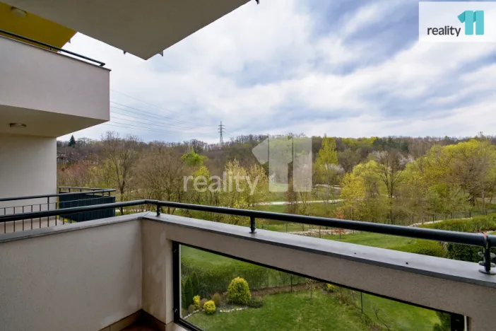 Prodej bytu 4+kk, Praha - Hloubětín, Nademlejnská, 93 m2