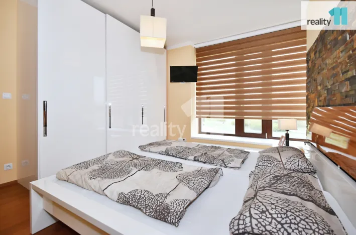 Prodej bytu 4+kk, Praha - Hloubětín, Nademlejnská, 93 m2