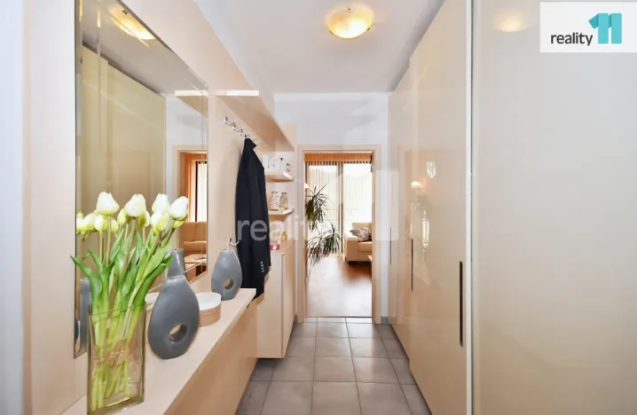 Prodej bytu 4+kk, Praha - Hloubětín, Nademlejnská, 93 m2