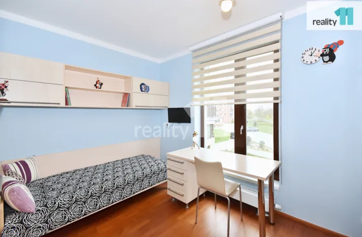 Prodej bytu 4+kk, Praha - Hloubětín, Nademlejnská, 93 m2