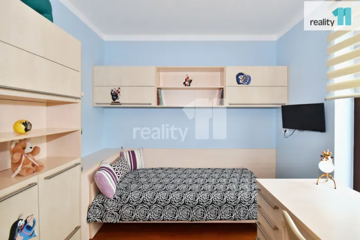 Prodej bytu 4+kk, Praha - Hloubětín, Nademlejnská, 93 m2