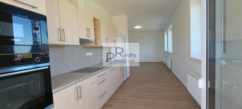 Prodej bytu 2+kk, Hevlín, 66 m2