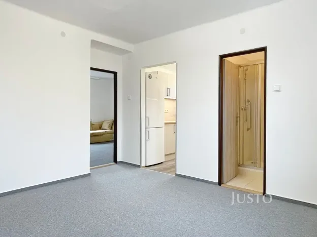 Pronájem bytu 3+1, Praha, Za humny, 66 m2