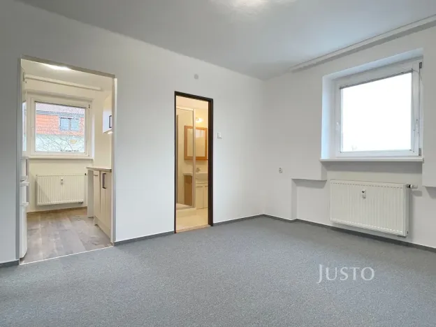 Pronájem bytu 3+1, Praha, Za humny, 66 m2