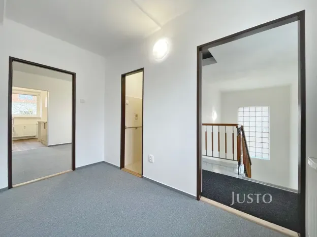 Pronájem bytu 3+1, Praha, Za humny, 66 m2