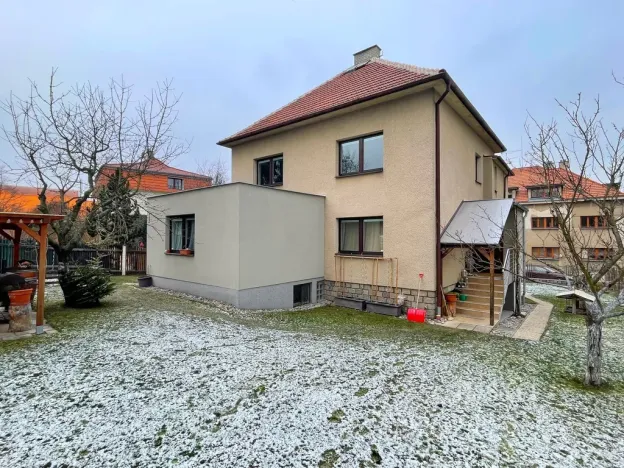 Pronájem bytu 3+1, Praha, Za humny, 66 m2