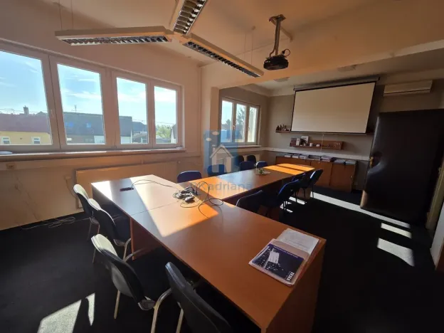 Pronájem kanceláře, Nýřany, Šůlova, 312 m2