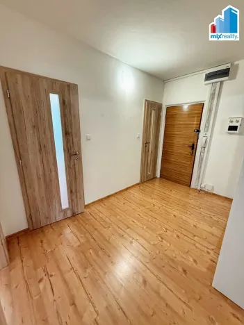 Pronájem bytu 2+1, Domažlice, Švabinského, 64 m2