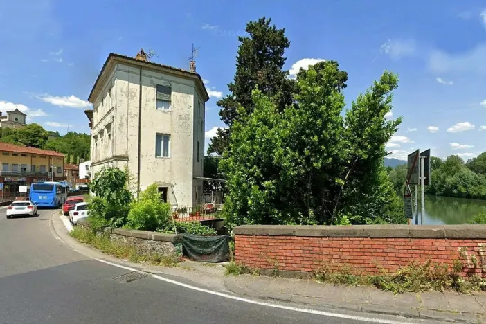 Prodej vícegeneračního domu, Lucca, 350 m2