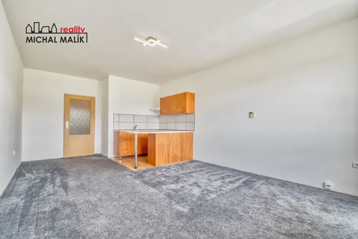 Pronájem bytu 1+kk, Hranice, Zborovská, 32 m2