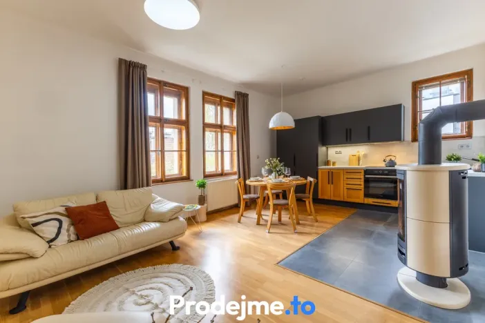 Pronájem bytu 2+kk, Praha - Smíchov, U Pernikářky, 59 m2