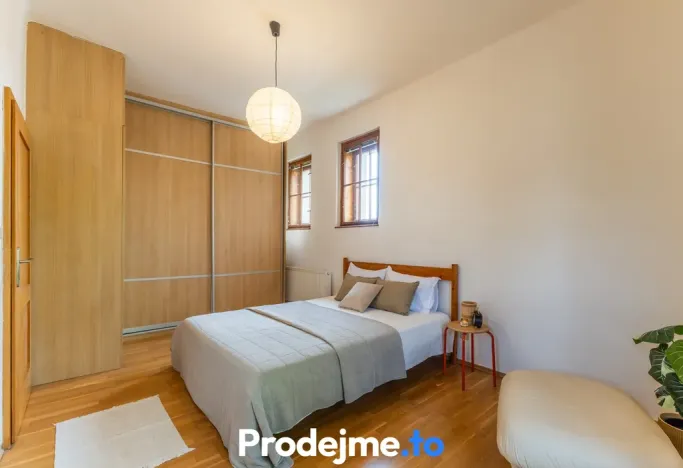 Pronájem bytu 2+kk, Praha - Smíchov, U Pernikářky, 59 m2