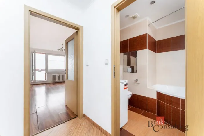 Prodej bytu 1+kk, Praha - Letňany, Místecká, 31 m2