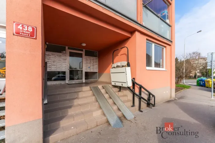 Prodej bytu 1+kk, Praha - Letňany, Místecká, 31 m2