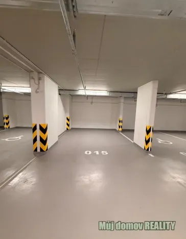 Pronájem bytu 2+kk, Praha - Vysočany, Poděbradská, 53 m2