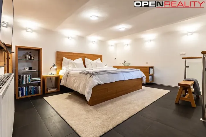 Prodej vícegeneračního domu, Dolní Bojanovice, Vinařská, 367 m2