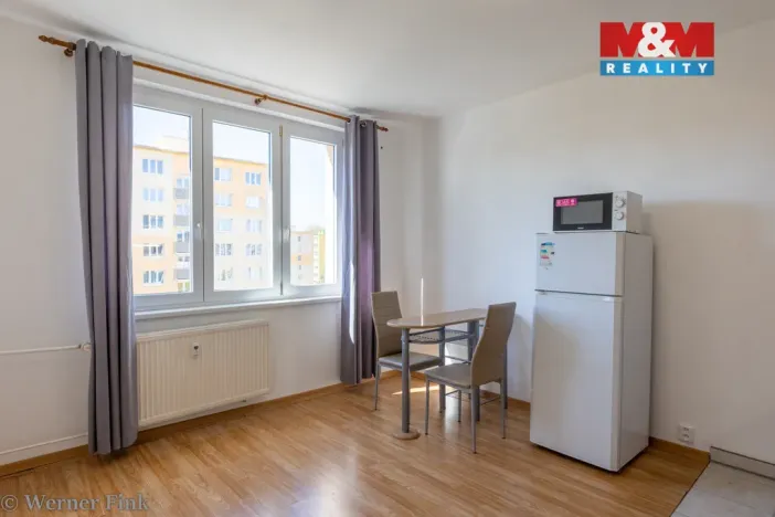 Pronájem bytu 1+1, Chodov, Čs. odbojářů, 35 m2