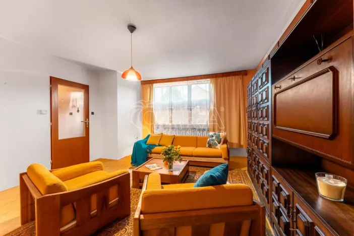 Prodej rodinného domu, Starovice, 300 m2