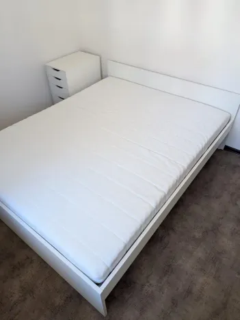 Pronájem pokoje, Praha - Smíchov, Vltavská, 11 m2