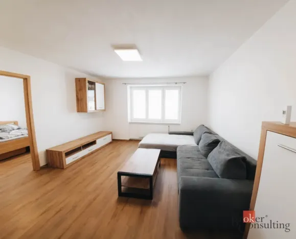 Prodej bytu 2+1, Kuřim, nám. Osvobození, 65 m2