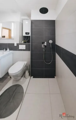 Prodej bytu 2+1, Kuřim, nám. Osvobození, 65 m2