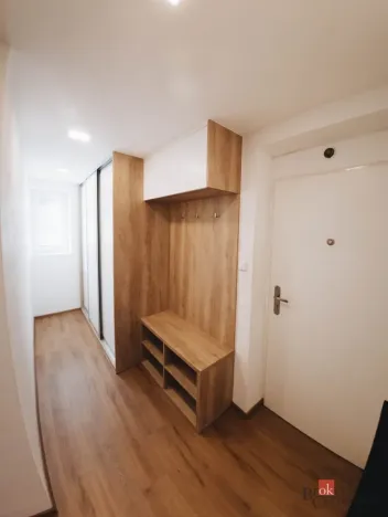 Prodej bytu 2+1, Kuřim, nám. Osvobození, 65 m2